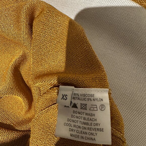 Bella Freud '1970' Metallic Sweater – Iconic Design in Gold - Picture 2 of 5